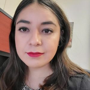 Meet your Posher, Daniela